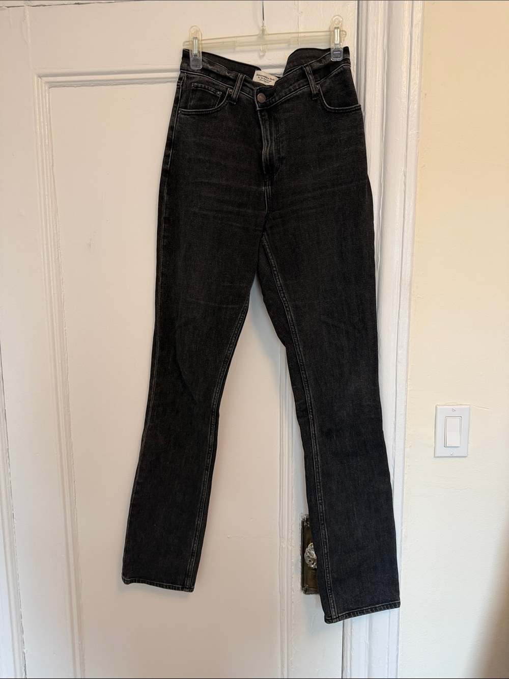 Abercrombie & Fitch Black “The 90s Slim Straight” Jeans